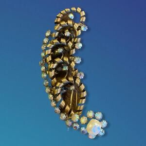 Unusual Vintage Brooch with Aurora Borealis Chaton Set in Bronze Twisted Setting